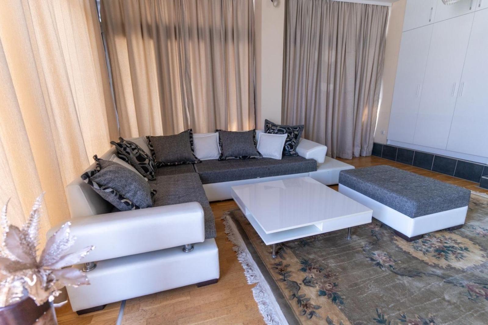 Hotel Bella Nella Leskovac  Luaran gambar