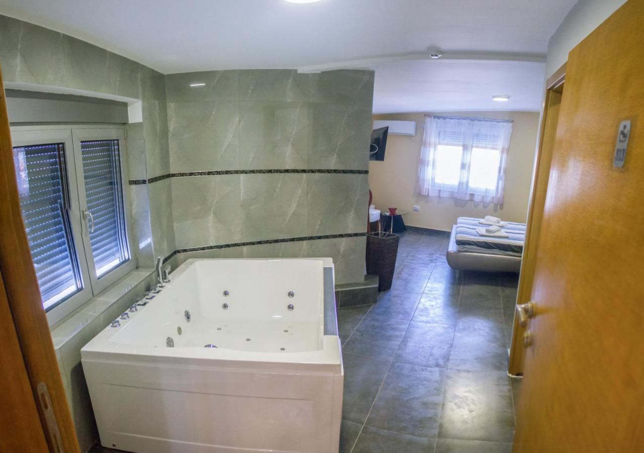 Hotel Bella Nella Leskovac  Luaran gambar